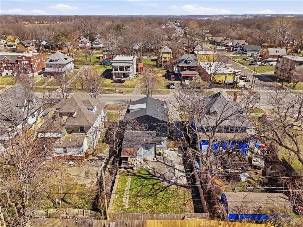 2638 Benton Boulevard — photo 44