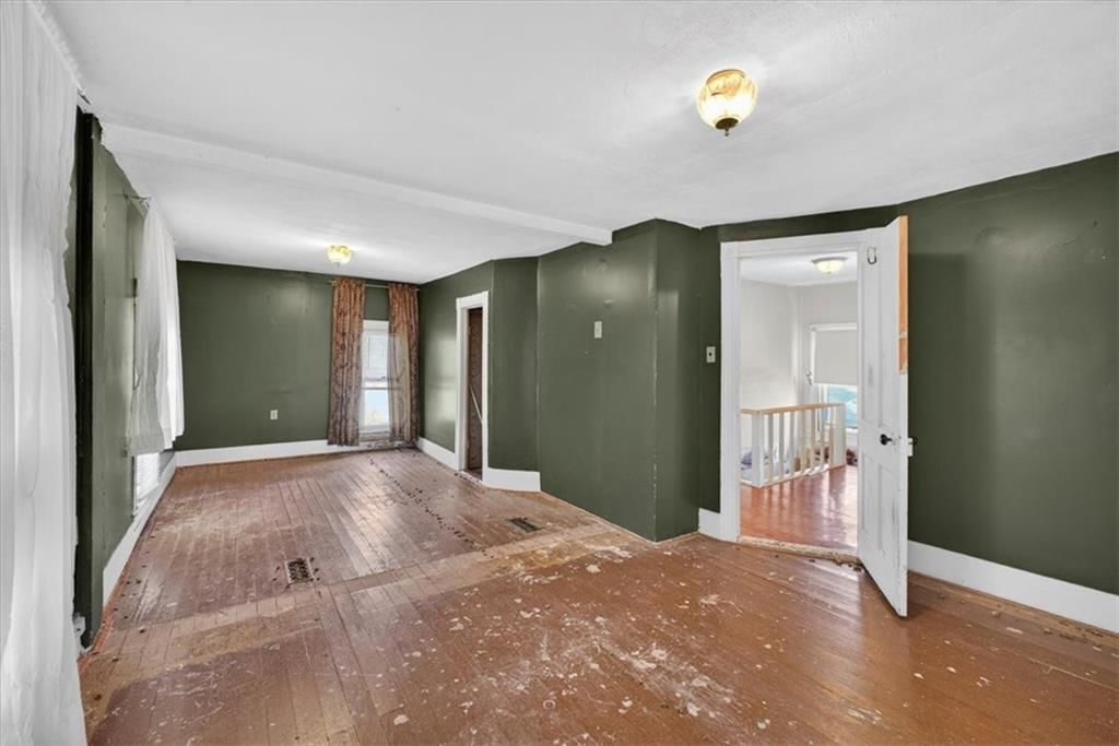 9818 Ogle Road — photo 22