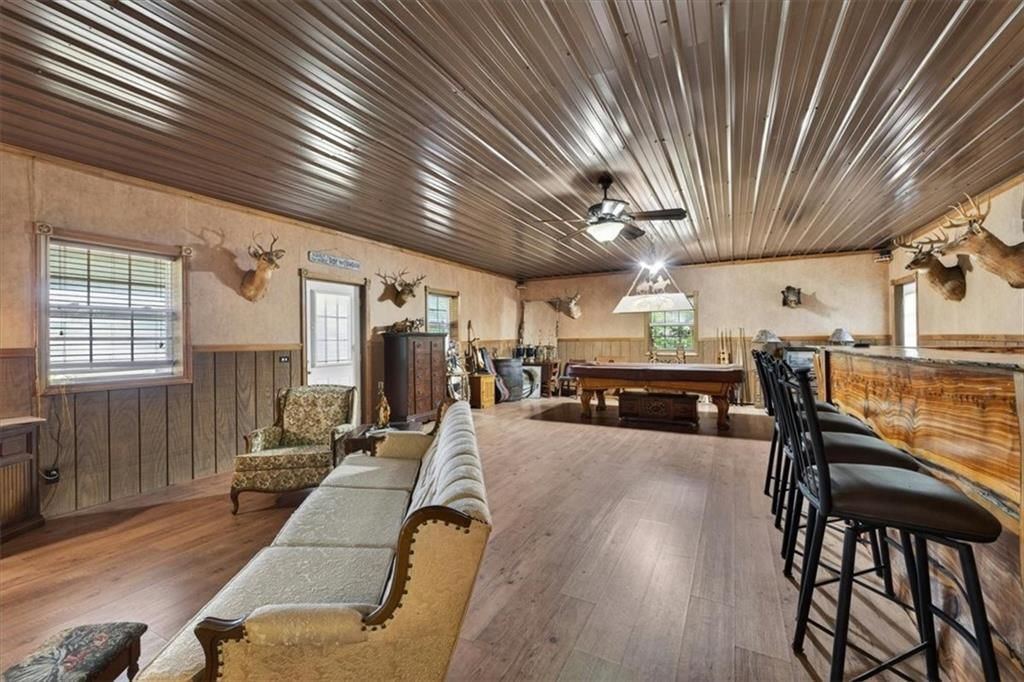 9818 Ogle Road — photo 32
