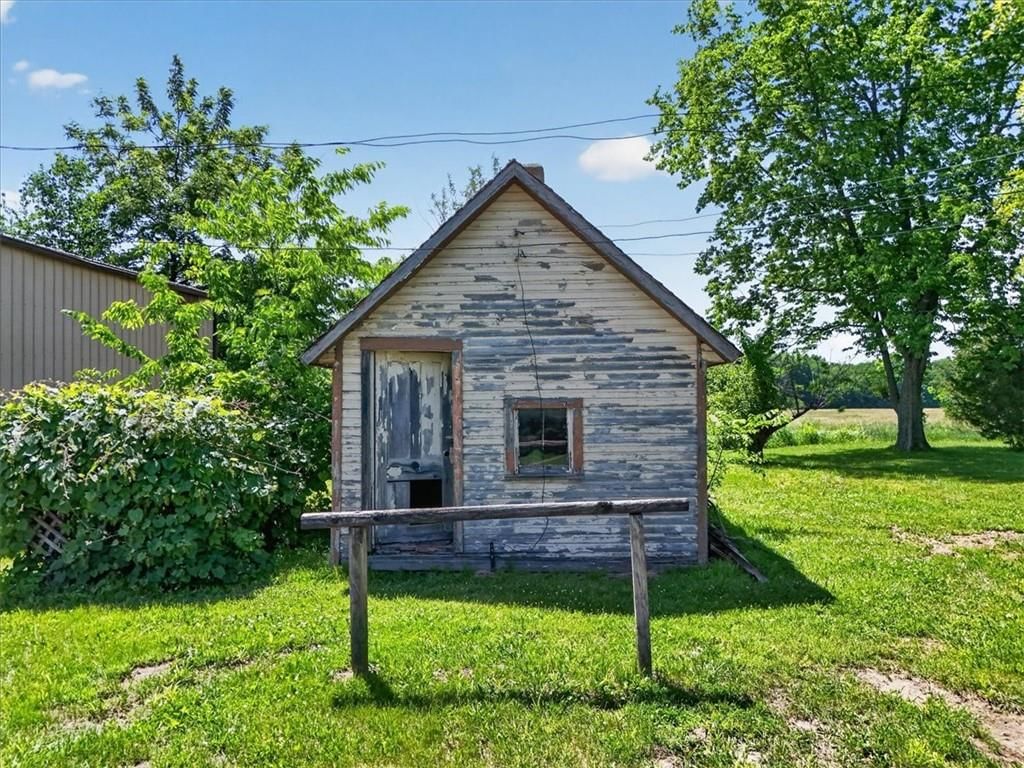 9818 Ogle Road — photo 37