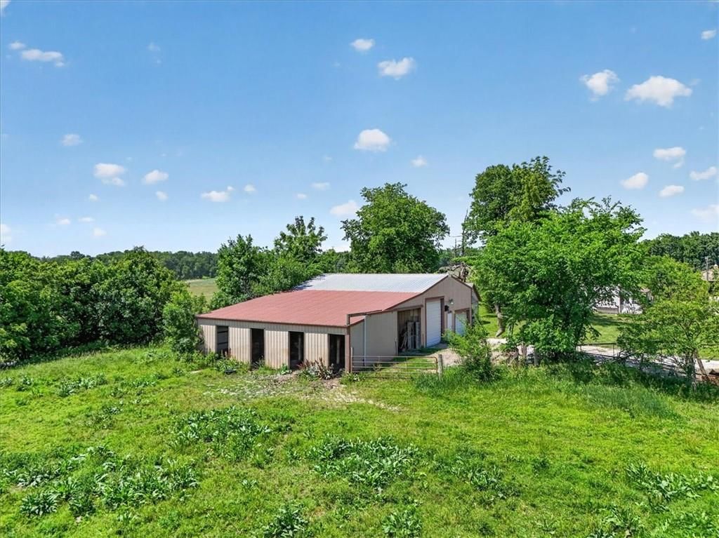 9818 Ogle Road — photo 42