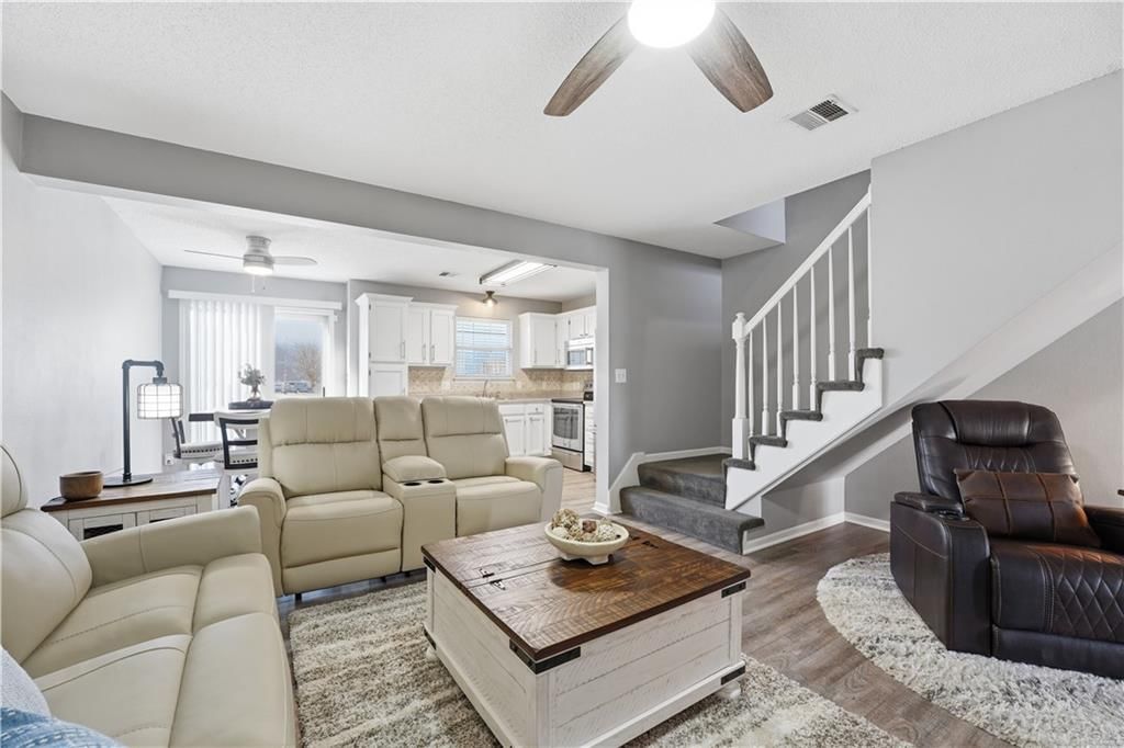 5683 NW Plantation Lane — photo 8
