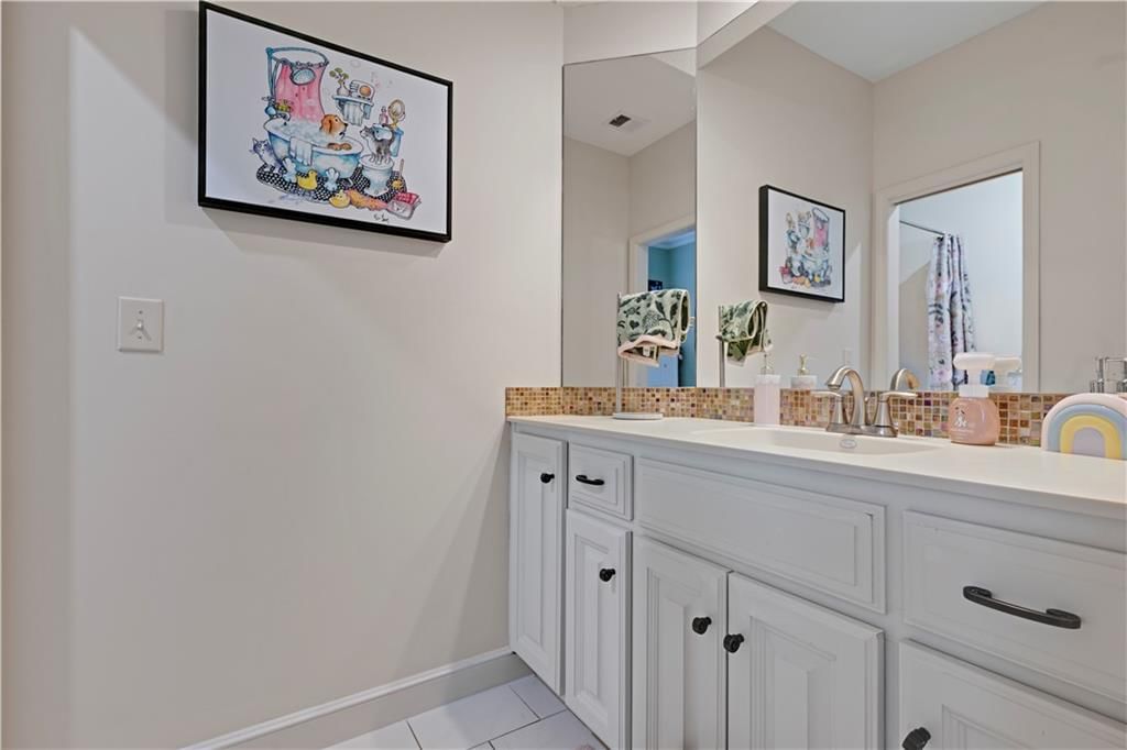 9429 W 162nd Street — photo 34