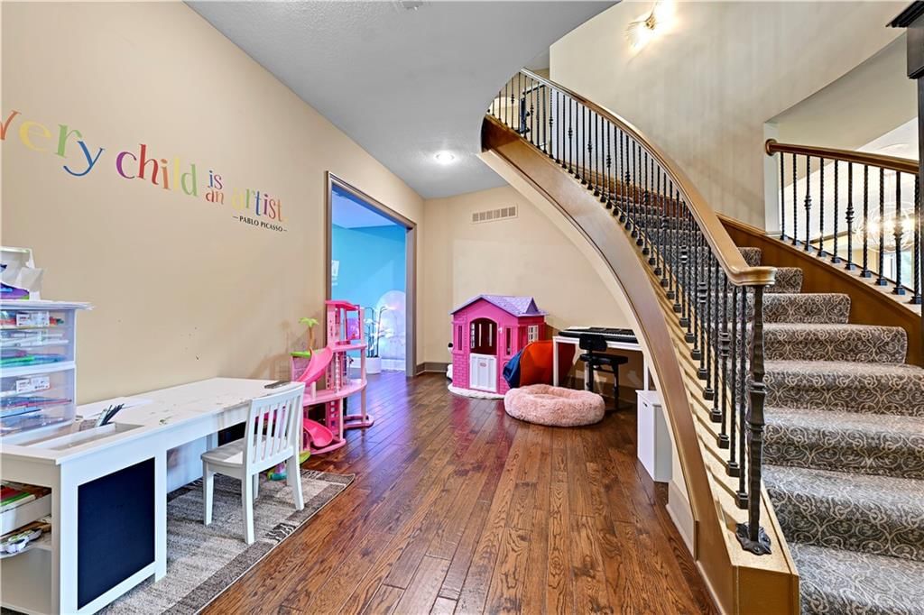 9429 W 162nd Street — photo 40