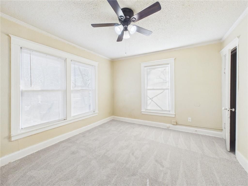 2424 Norton Avenue — photo 12