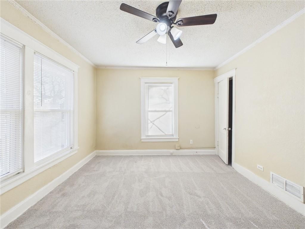 2424 Norton Avenue — photo 14