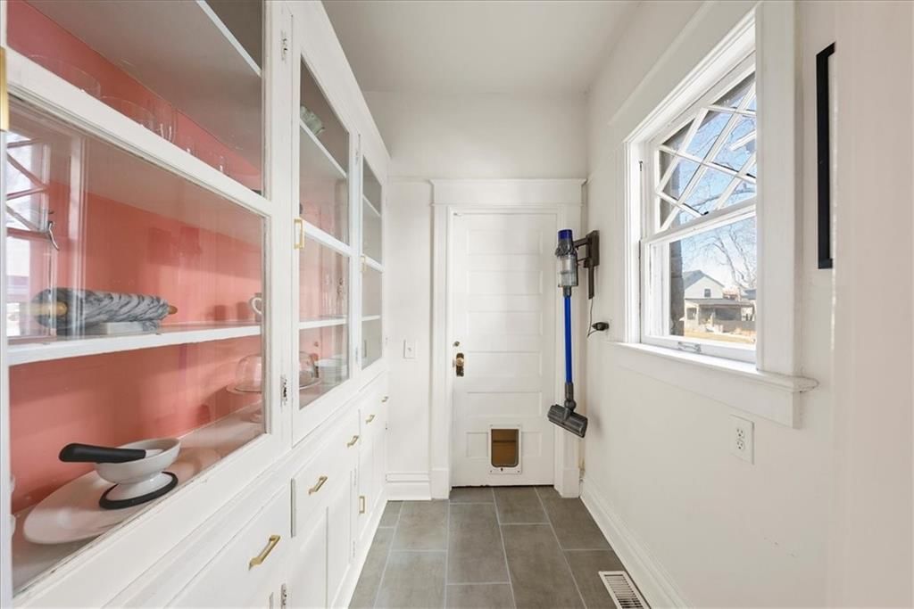2819 Campbell Street — photo 15
