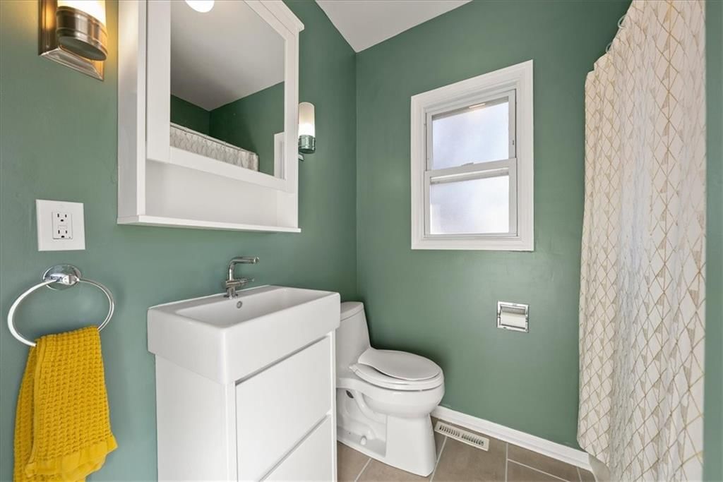 2819 Campbell Street — photo 17