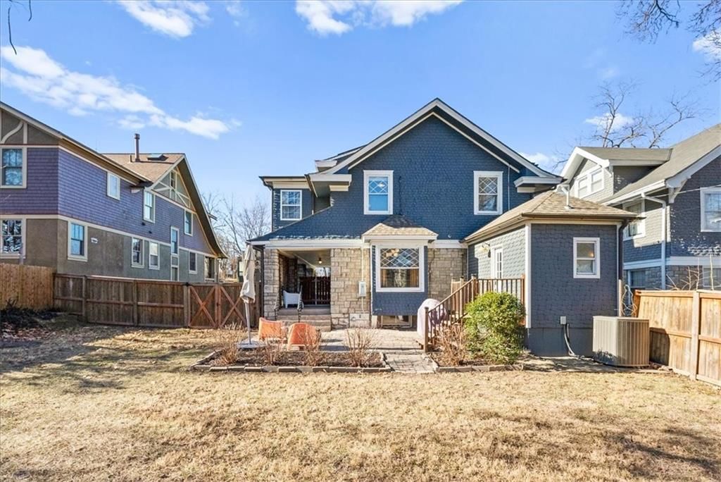 2819 Campbell Street — photo 34