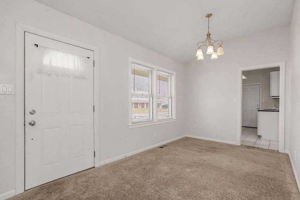 1421 Cherokee Street — photo 3