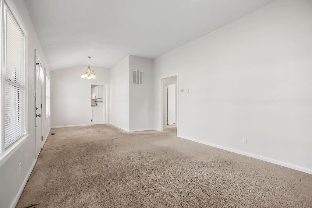 1421 Cherokee Street — photo 6