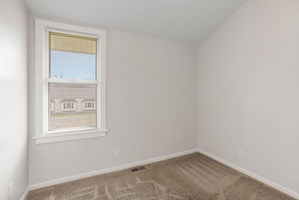 1421 Cherokee Street — photo 14