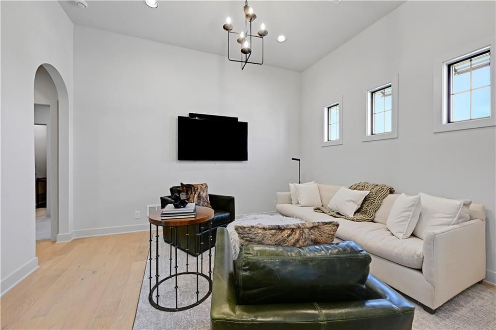 17021 Magnolia Street — photo 36