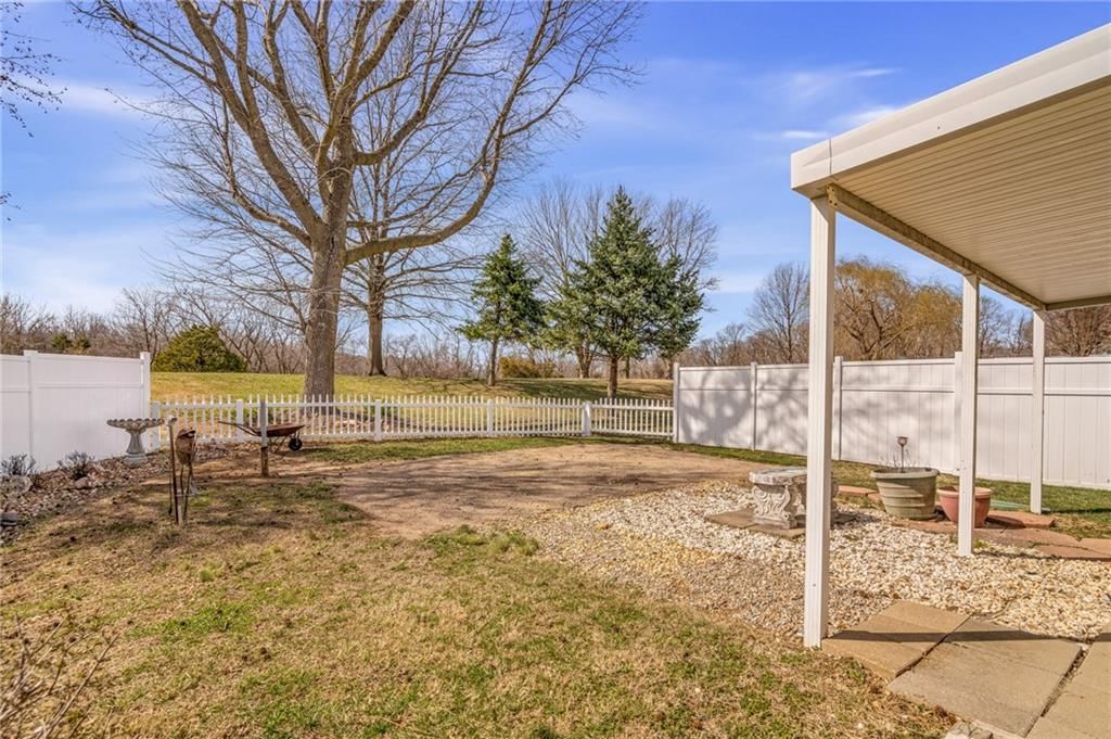 4528 N 93rd Street — photo 39