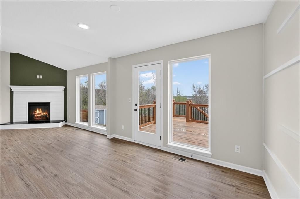 4726 Chester Avenue — photo 11