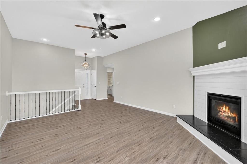 4726 Chester Avenue — photo 14