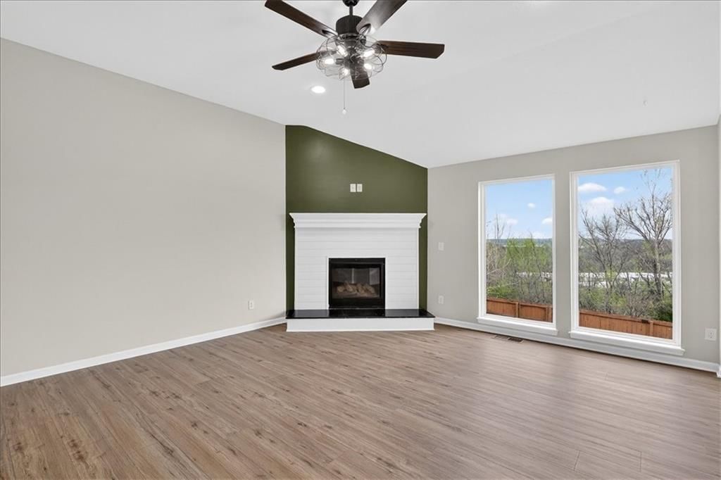 4726 Chester Avenue — photo 17