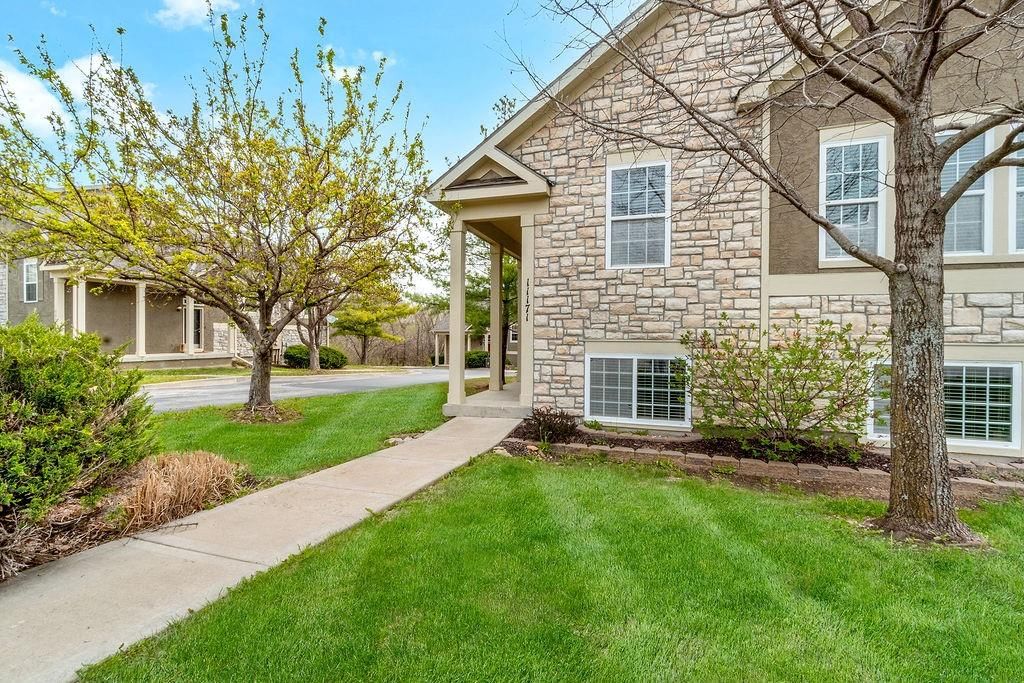 11171 S Woodsonia Drive — photo 5