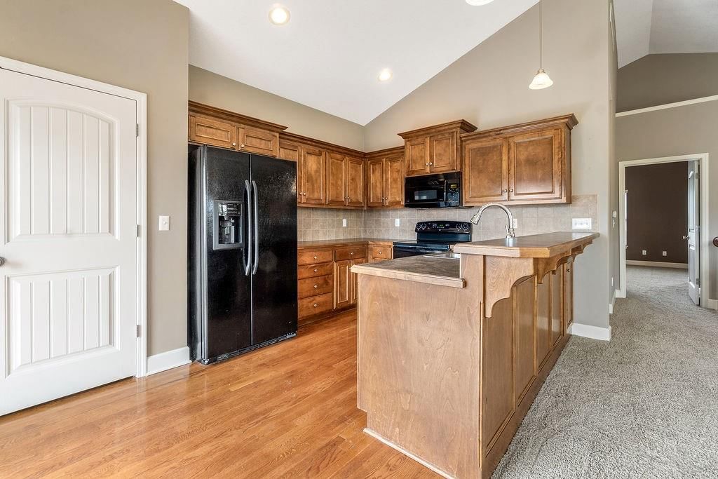 11171 S Woodsonia Drive — photo 9