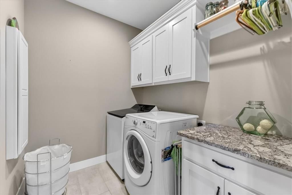 1405 Kensington Lane — photo 34
