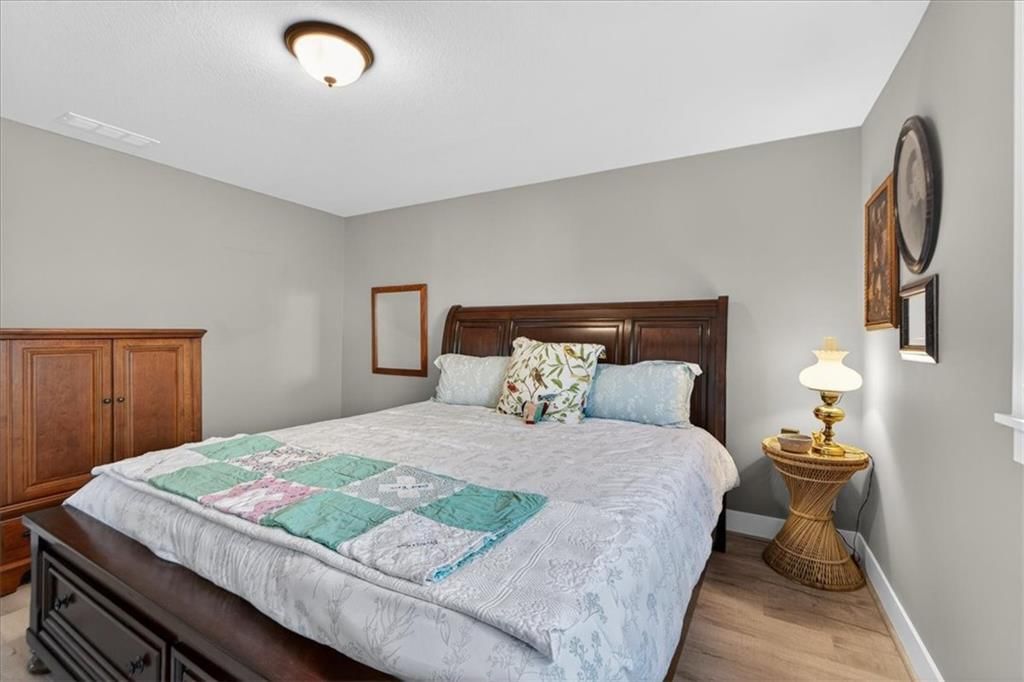 1405 Kensington Lane — photo 58