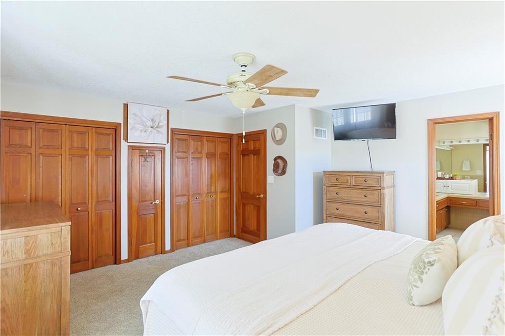 6913 Englewood Avenue — photo 30
