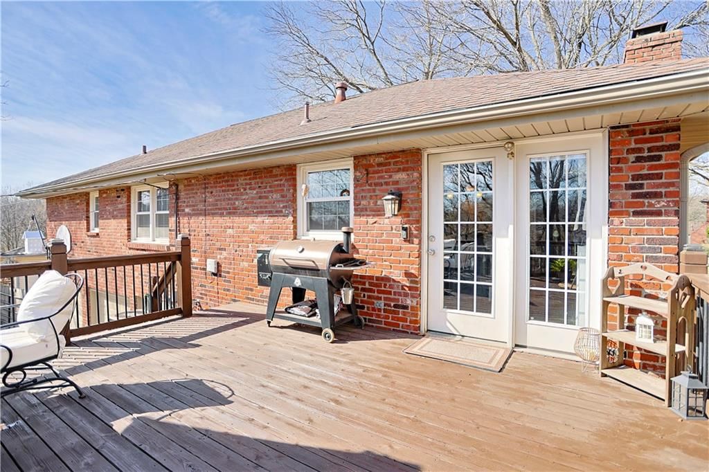 6913 Englewood Avenue — photo 47