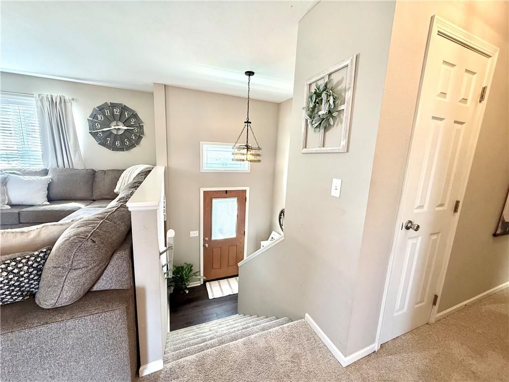 517 N Davis Street — photo 2