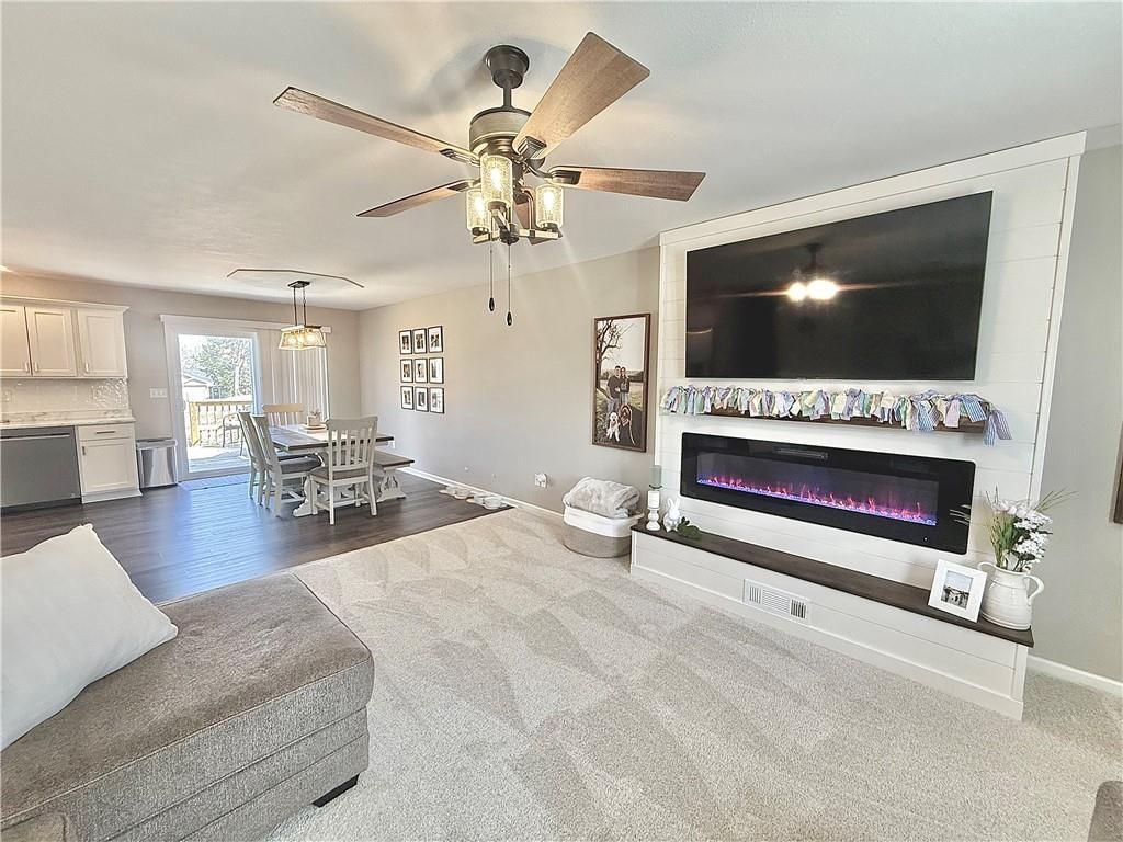 517 N Davis Street — photo 8
