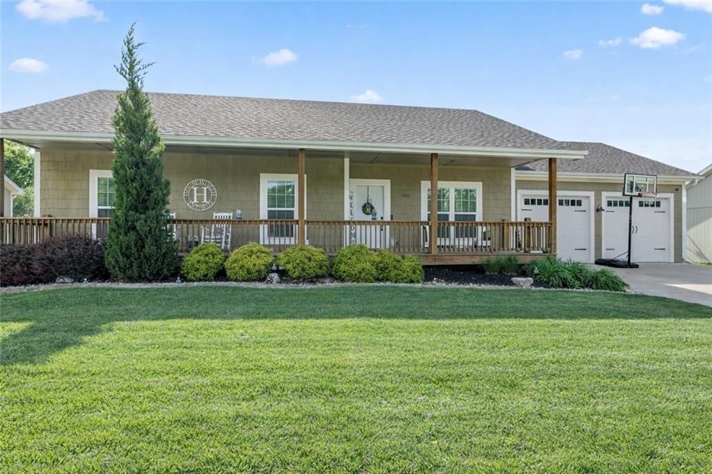 602 W Haven Drive — photo 2