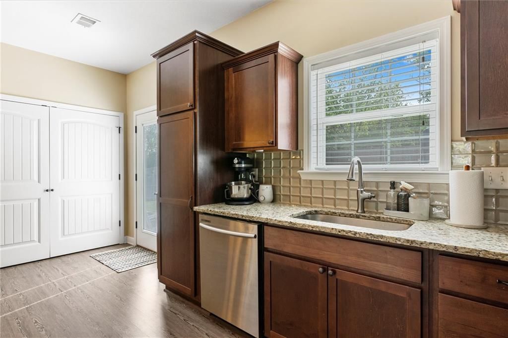 602 W Haven Drive — photo 14