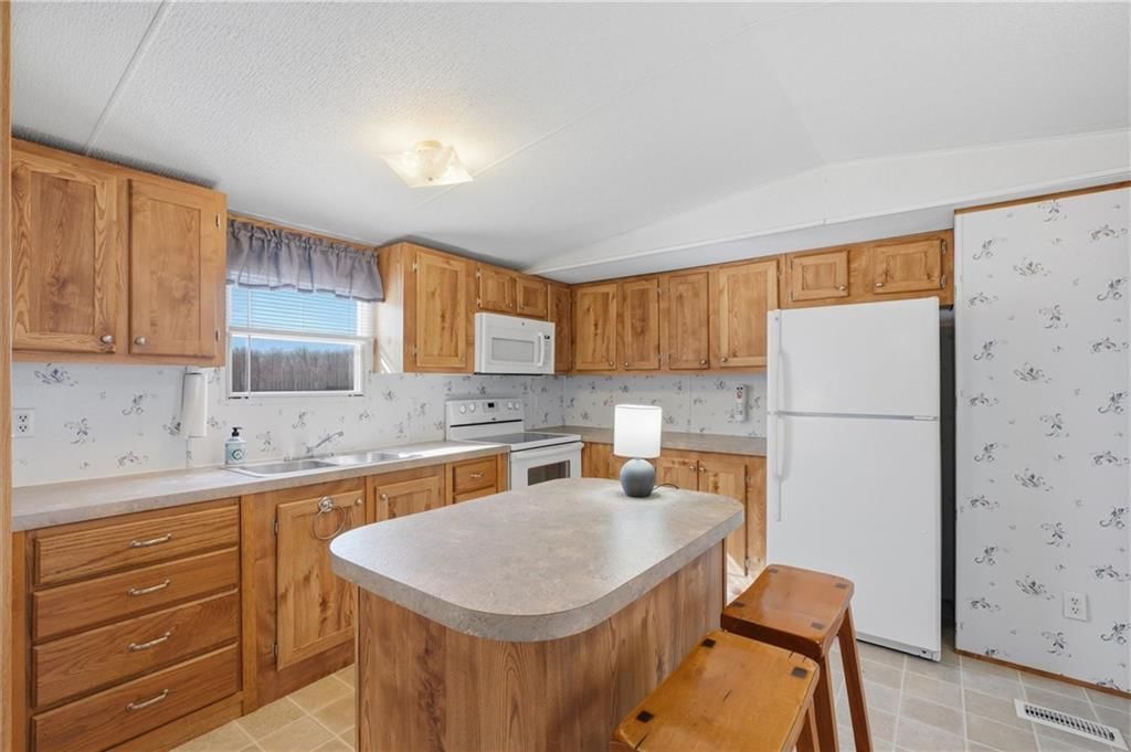 601 Gano Street — photo 8