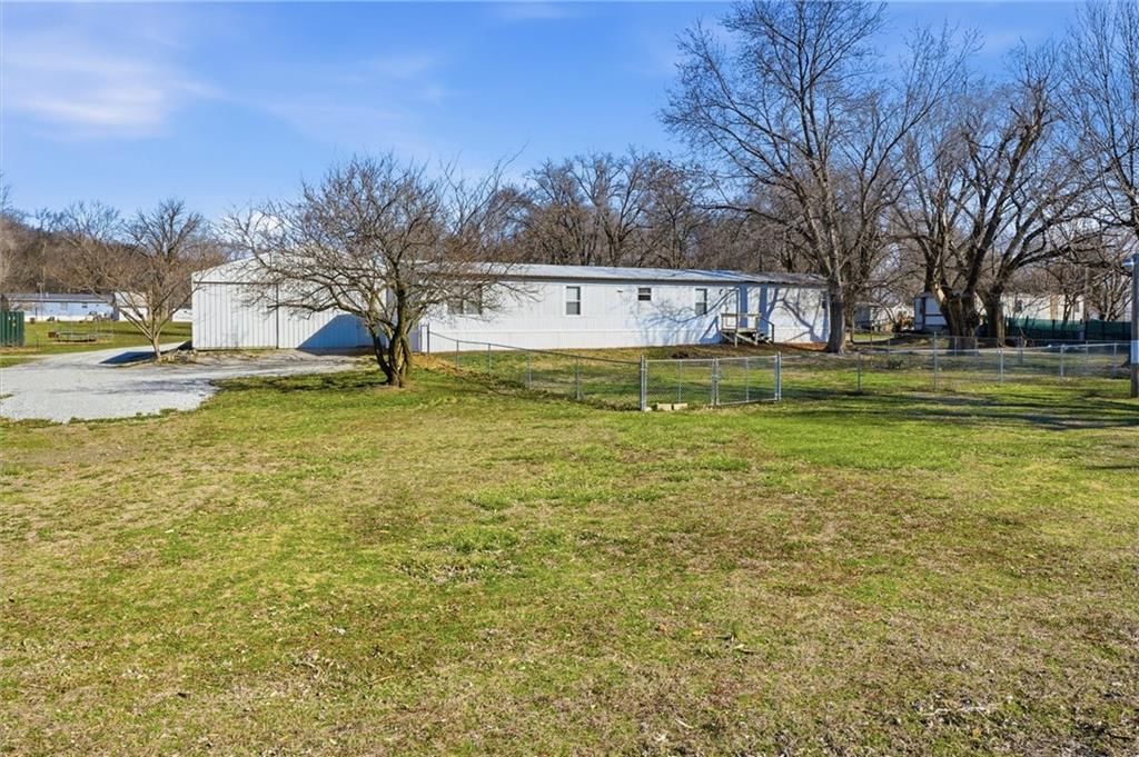 601 Gano Street — photo 26