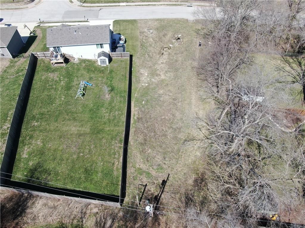 1314 Lawndale Avenue — photo 7