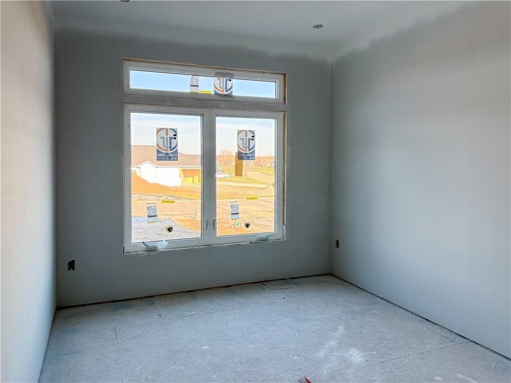 1134 Bluestem Circle — photo 8