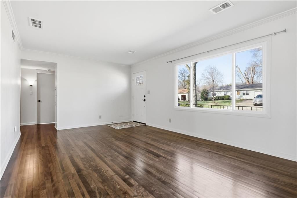 7301 Woodson Street — photo 8
