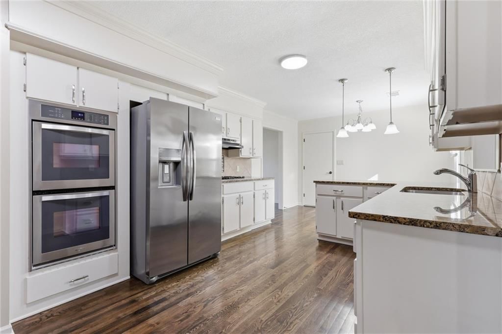 7301 Woodson Street — photo 13