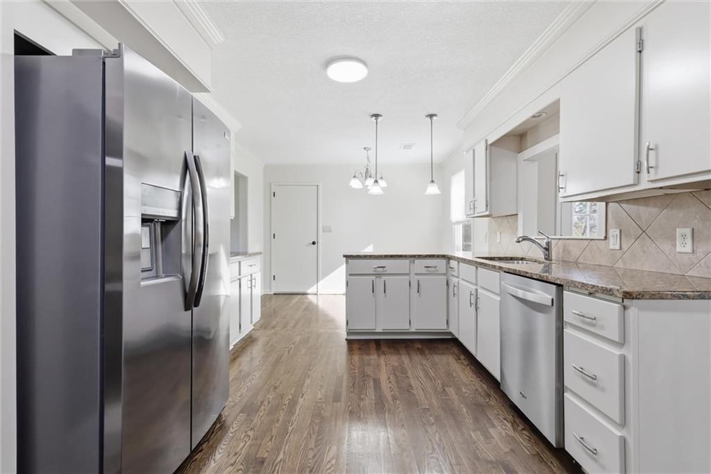 7301 Woodson Street — photo 14