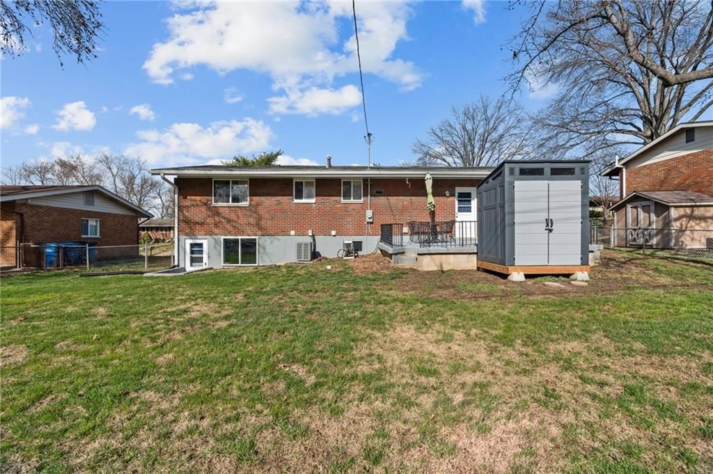 3946 colony gardens Drive — photo 5