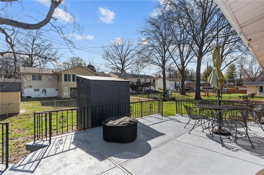 3946 colony gardens Drive — photo 9