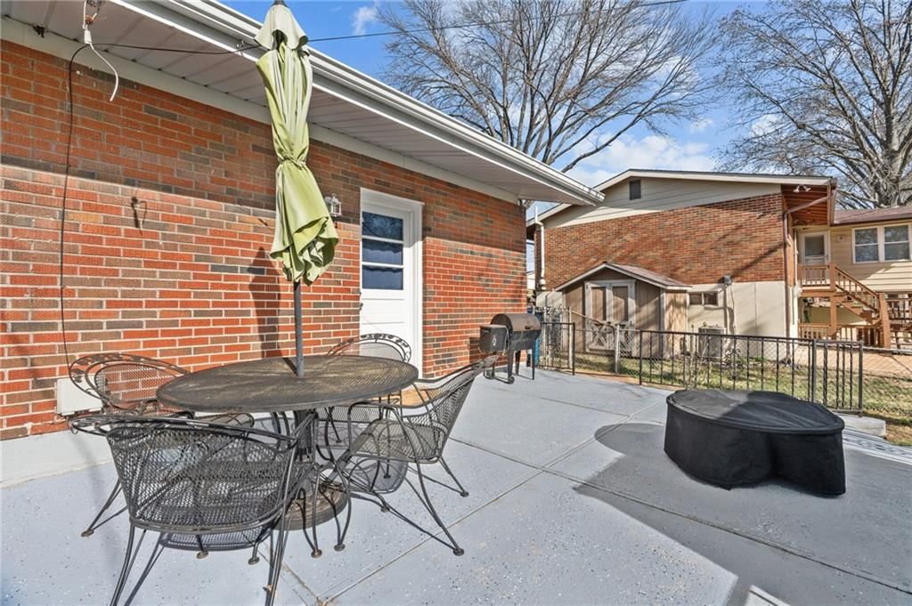 3946 colony gardens Drive — photo 10