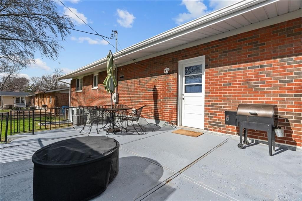 3946 colony gardens Drive — photo 11