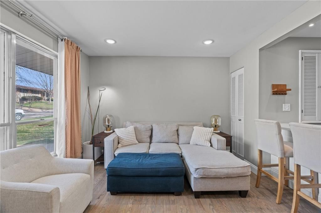 3946 colony gardens Drive — photo 16