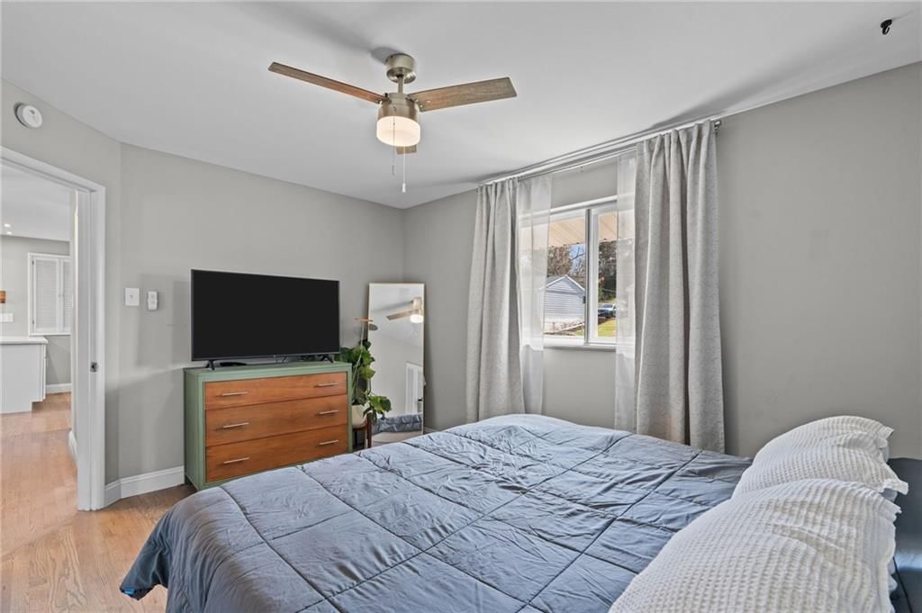 3946 colony gardens Drive — photo 27