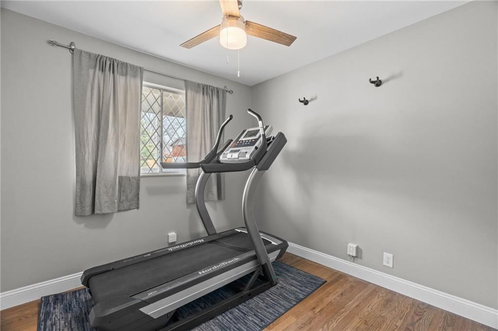 3946 colony gardens Drive — photo 32