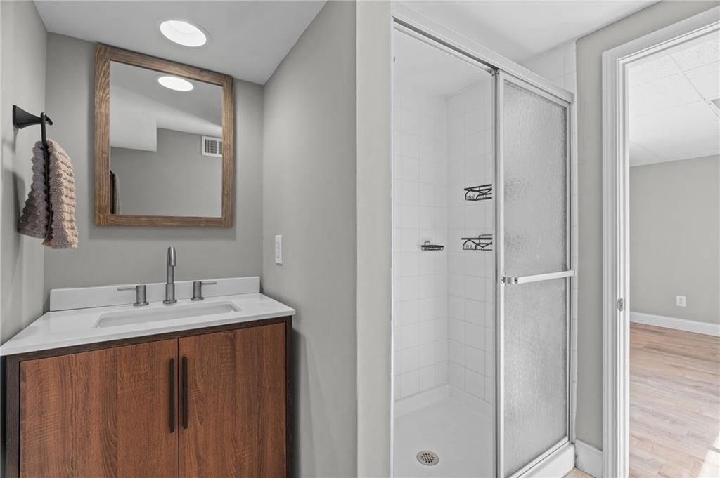 3946 colony gardens Drive — photo 38
