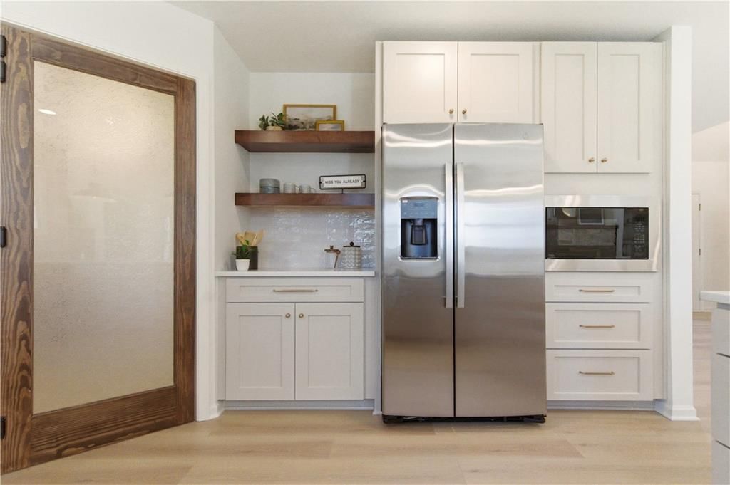 8338 Knox Street — photo 10