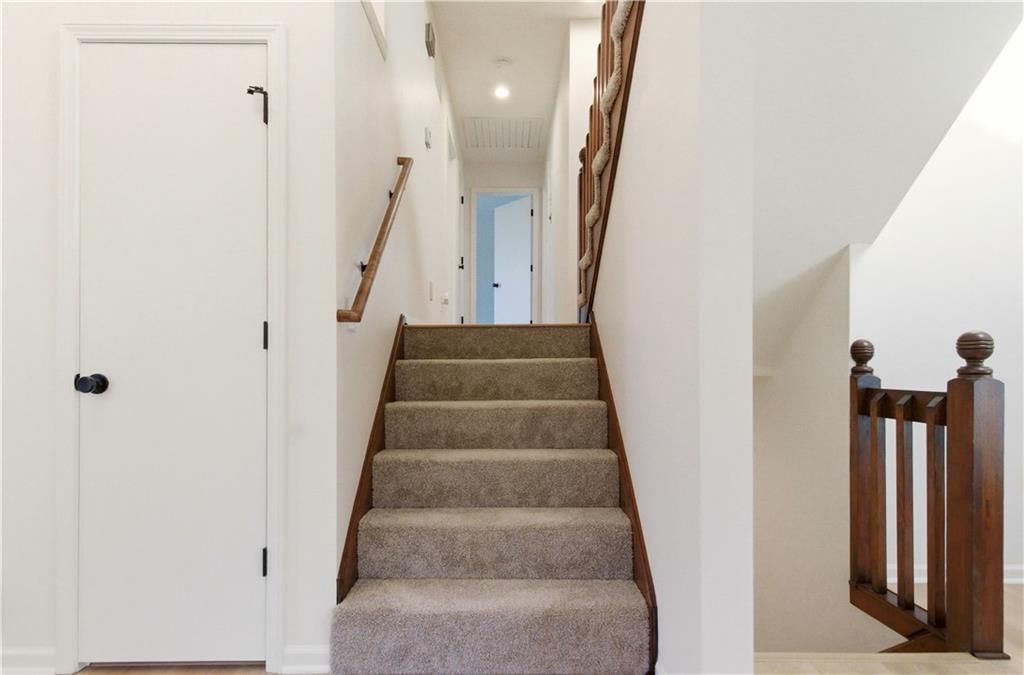 8338 Knox Street — photo 15