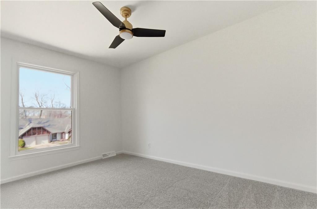 8338 Knox Street — photo 22
