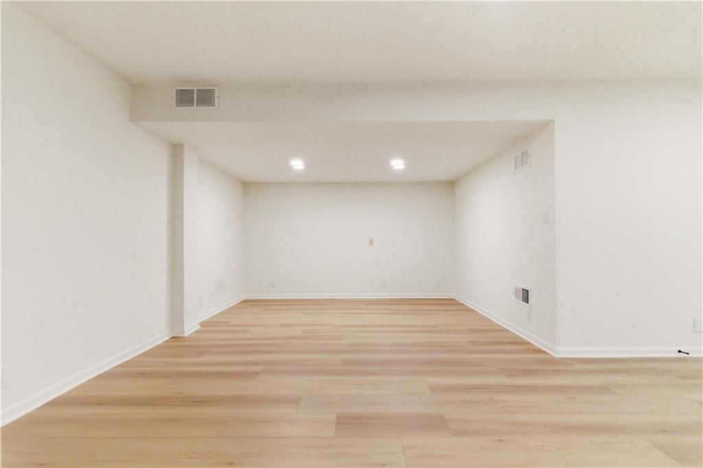8338 Knox Street — photo 28